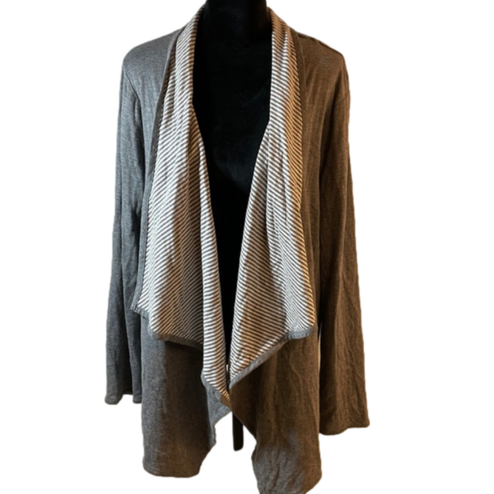 LIZ Lange Maternity cardigan size XL
